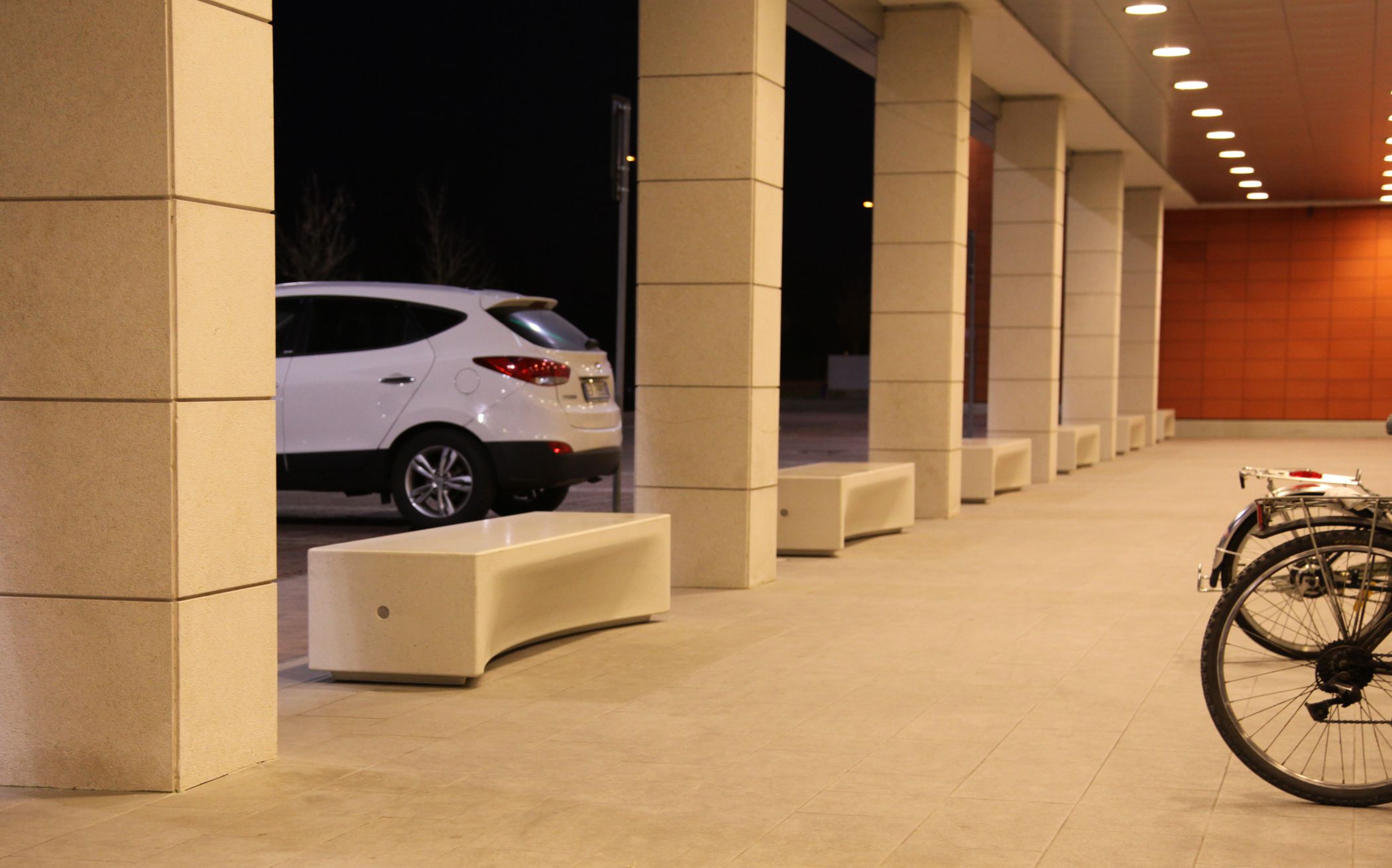 iBox HPC Concrete Bench 17 | id created, Inc.