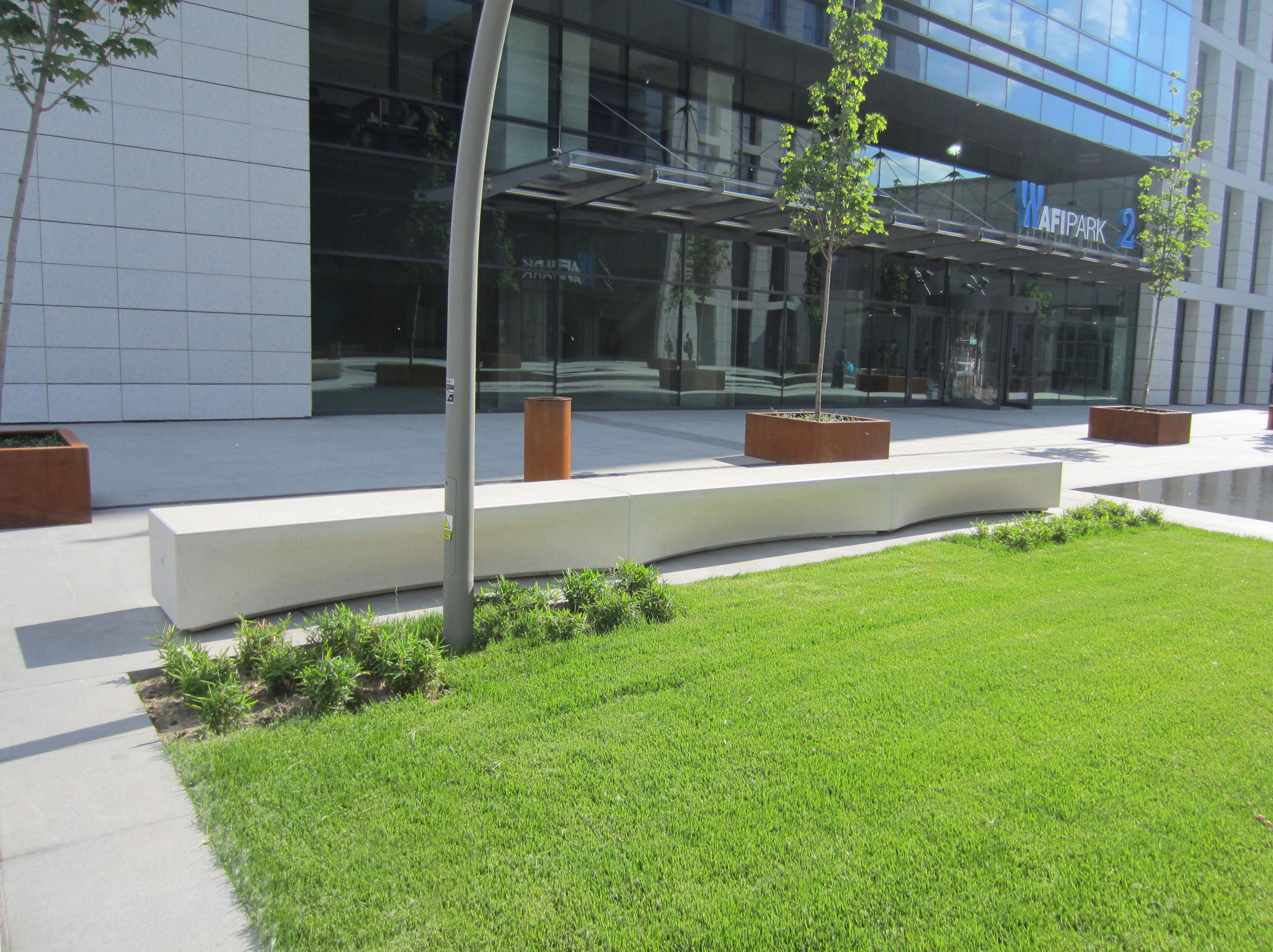 iBox HPC Concrete Bench 2 | id created, Inc.