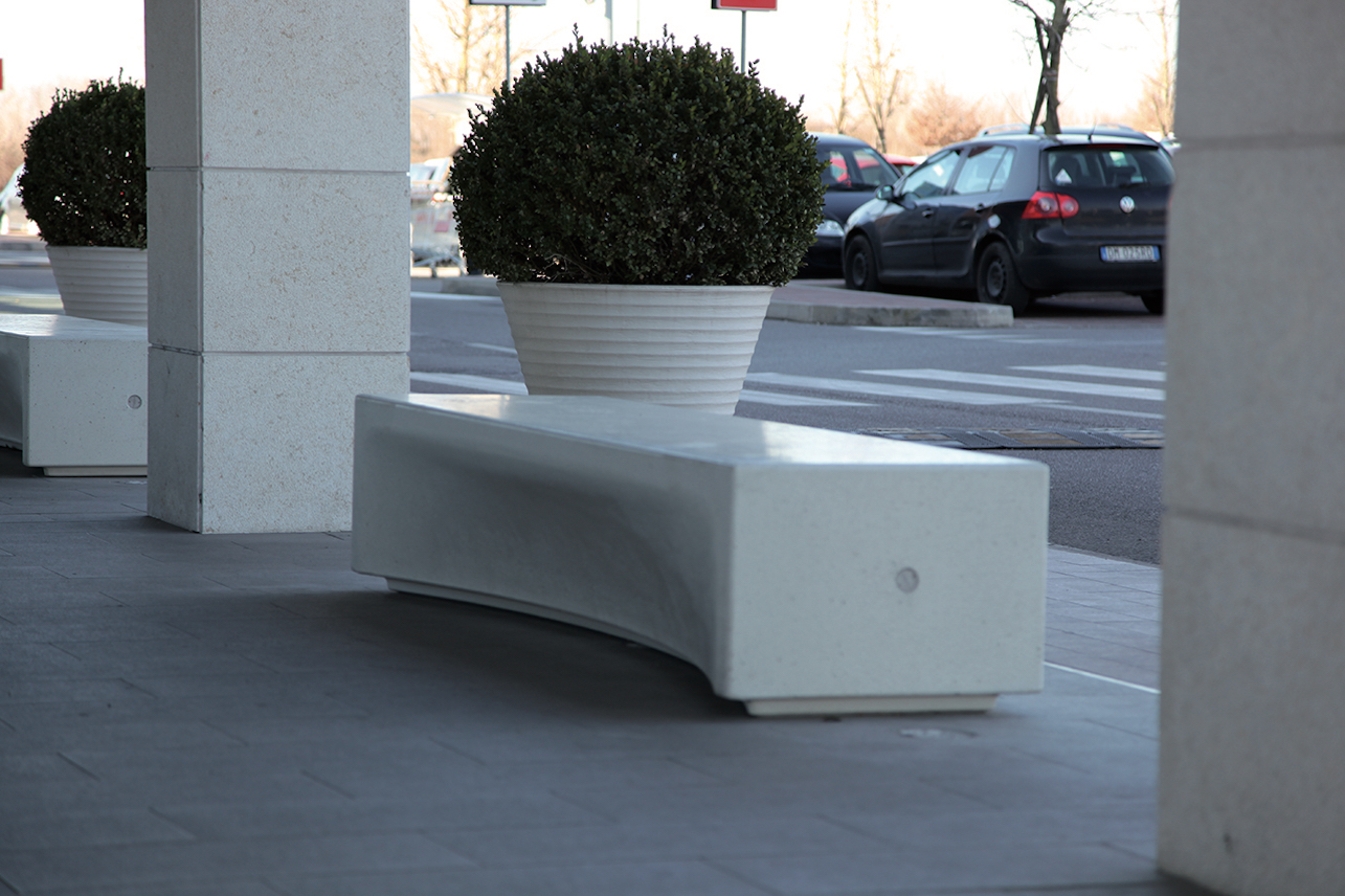 iBox HPC Concrete Bench 4 | id created, Inc.