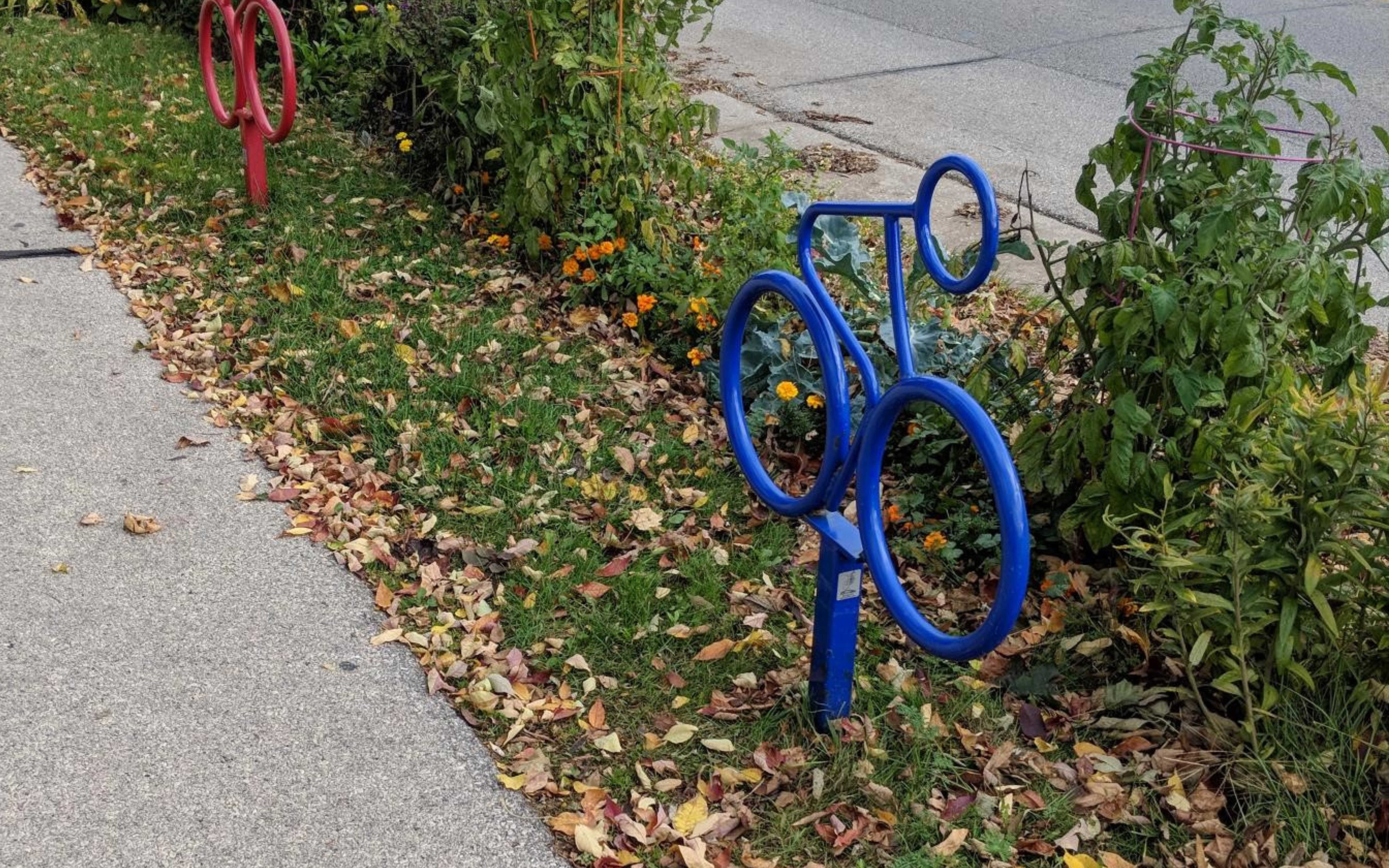 Advocate Mini Bike Rack | Spruce & Gander